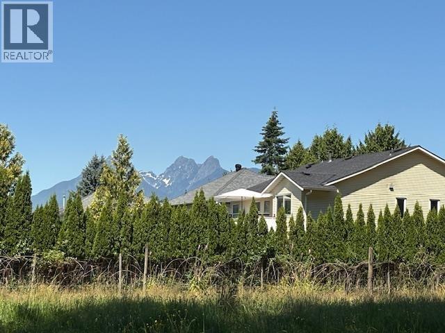 23315 122 Avenue Property Photo 8