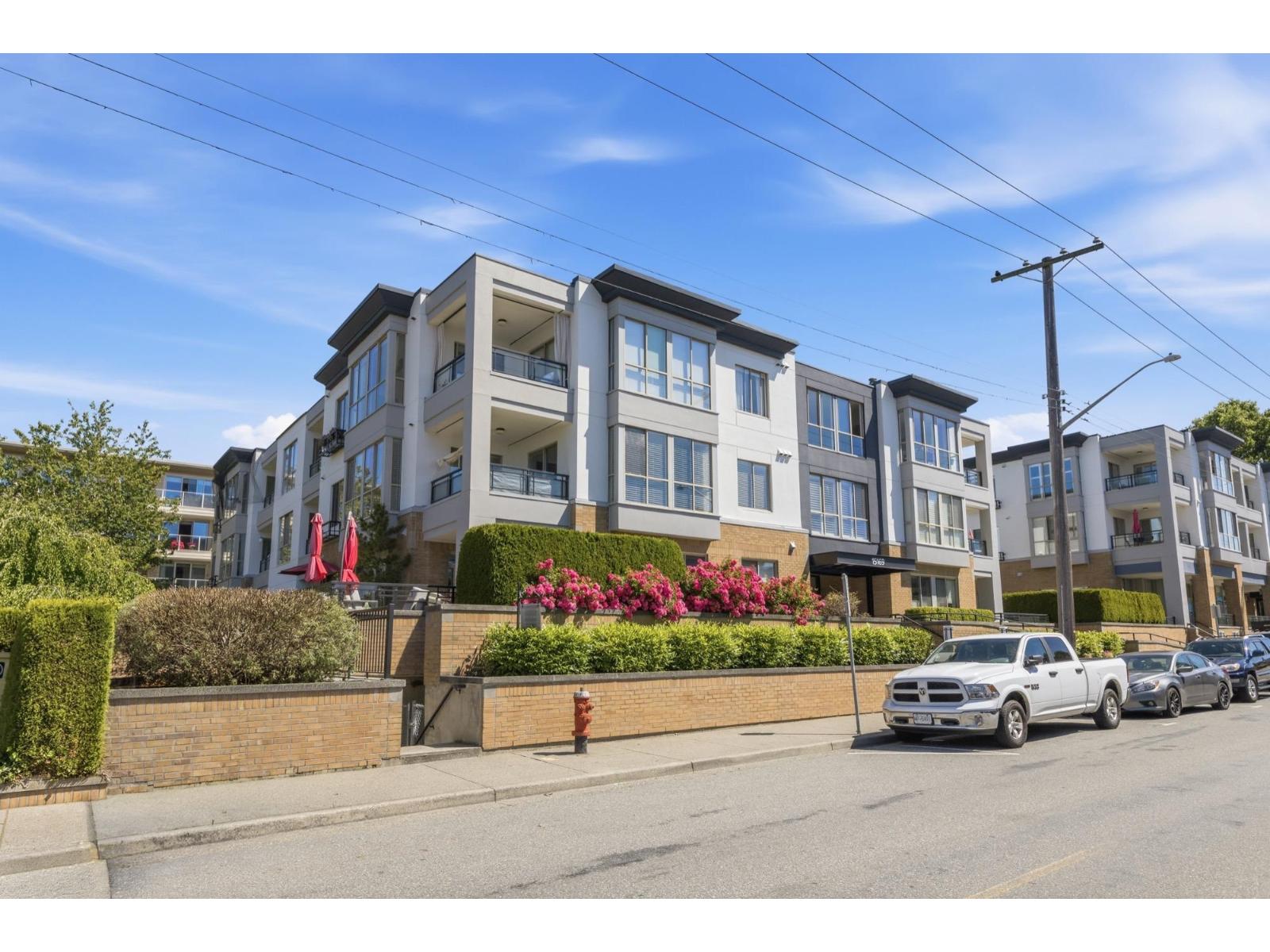 201 15169 BUENA VISTA AVENUE Property Photo 1