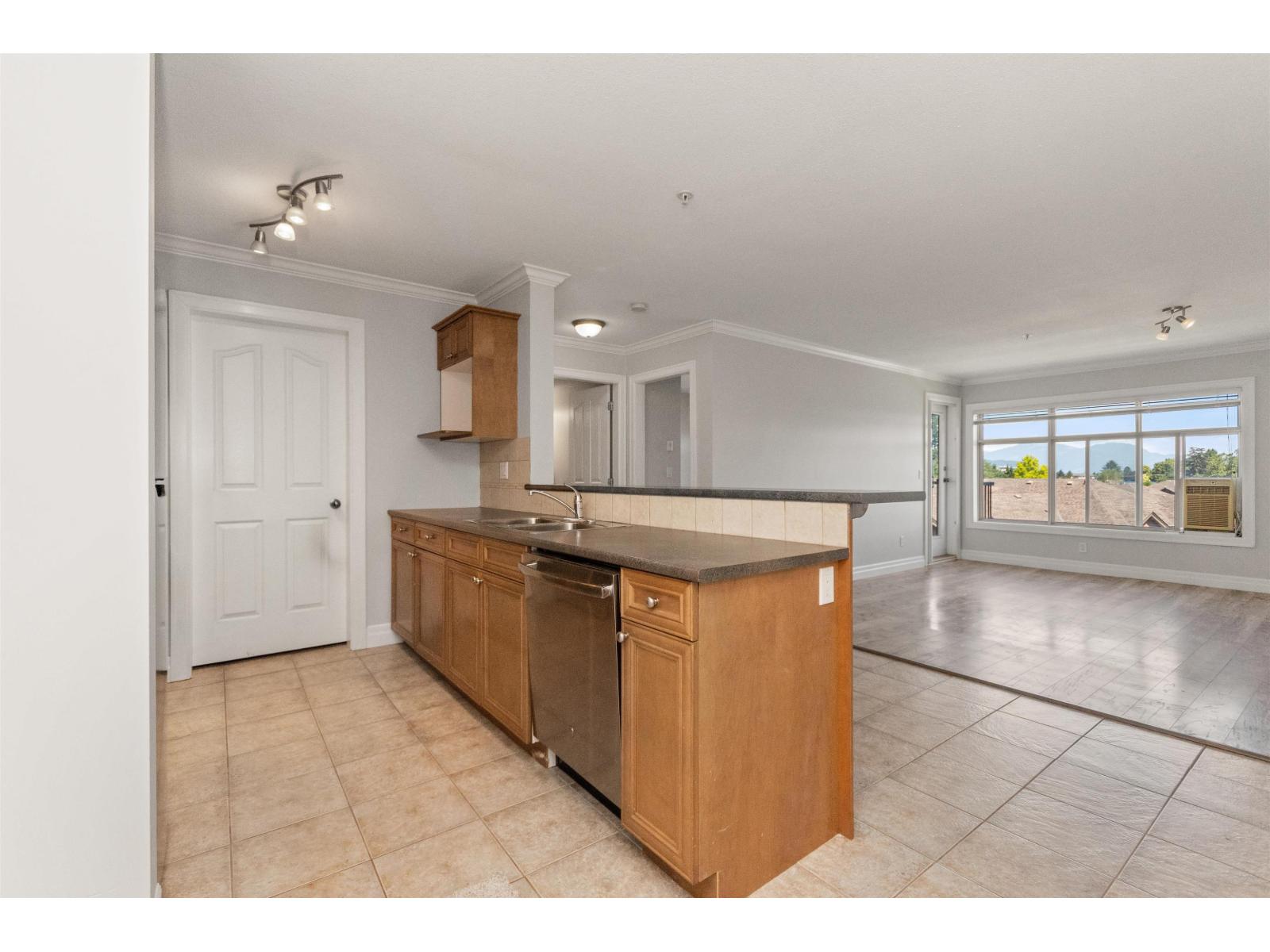 45769 Stevenson Road #308 Property Photo 5