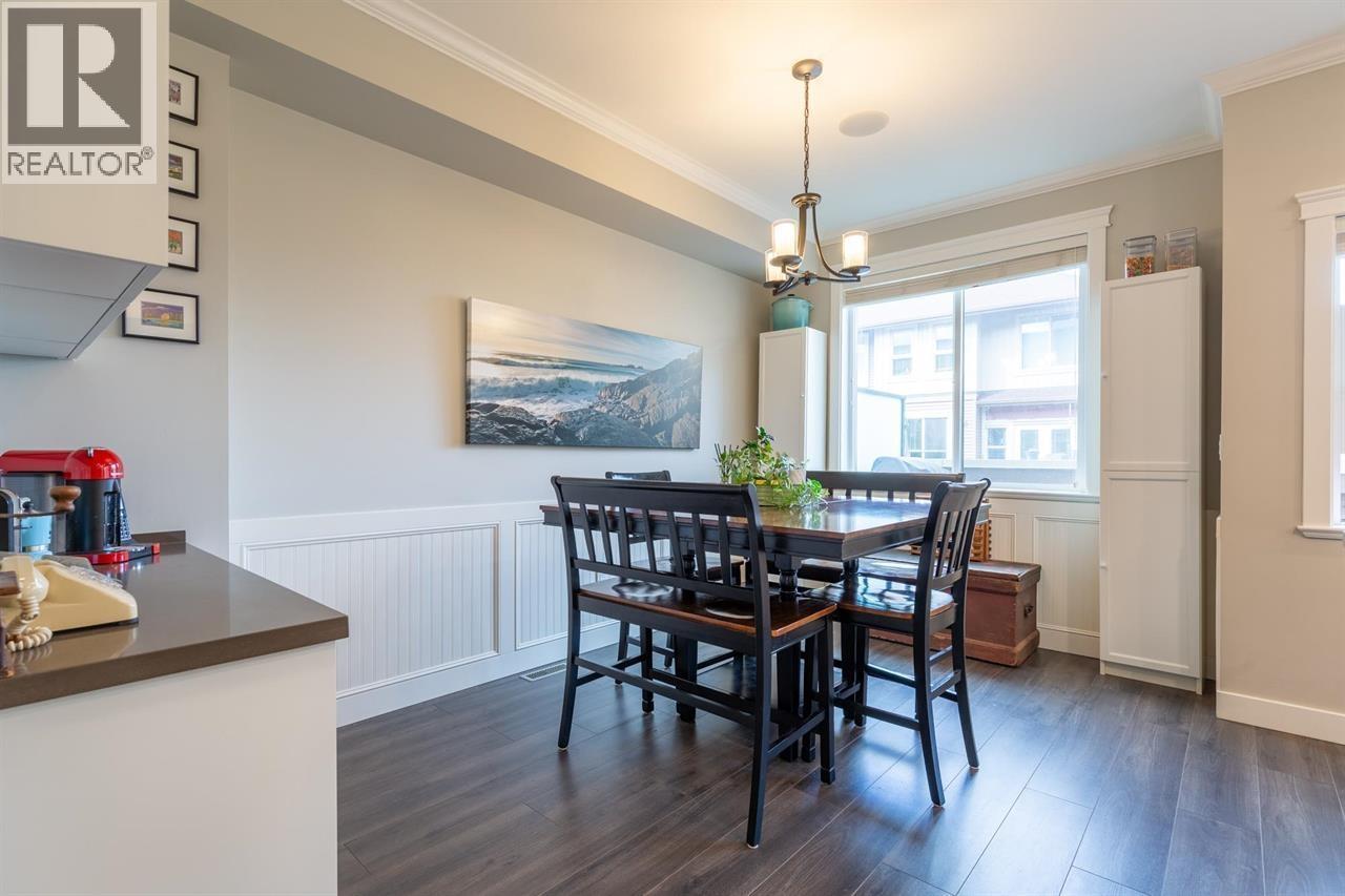 13 10480 248 Street Property Photo 9