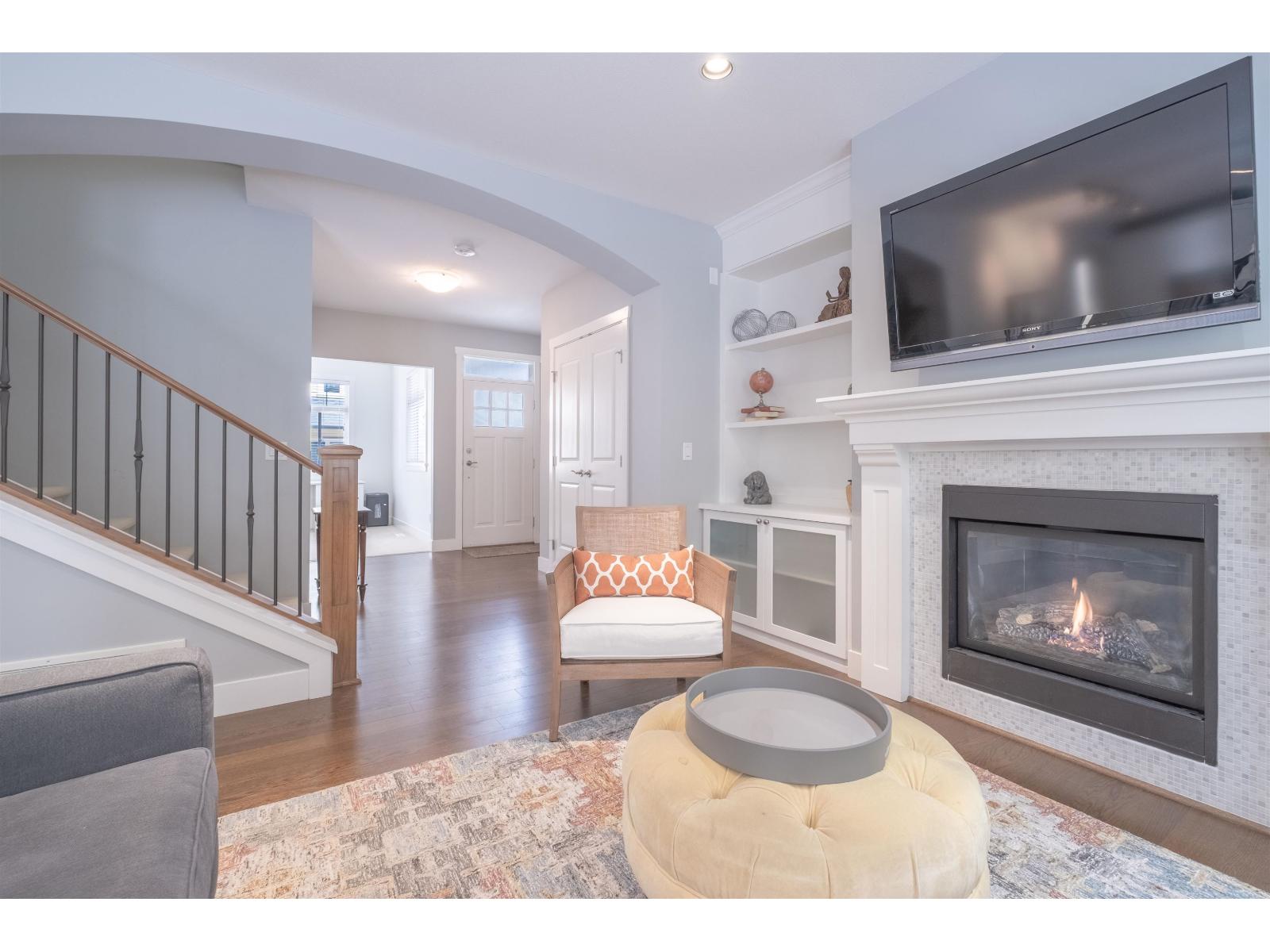 23 15885 26 Avenue Property Photo 13
