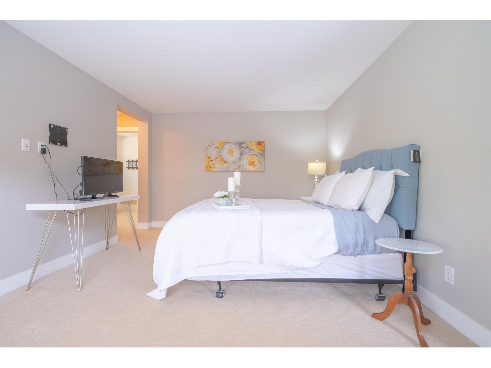 23 15885 26 Avenue Property Photo 21