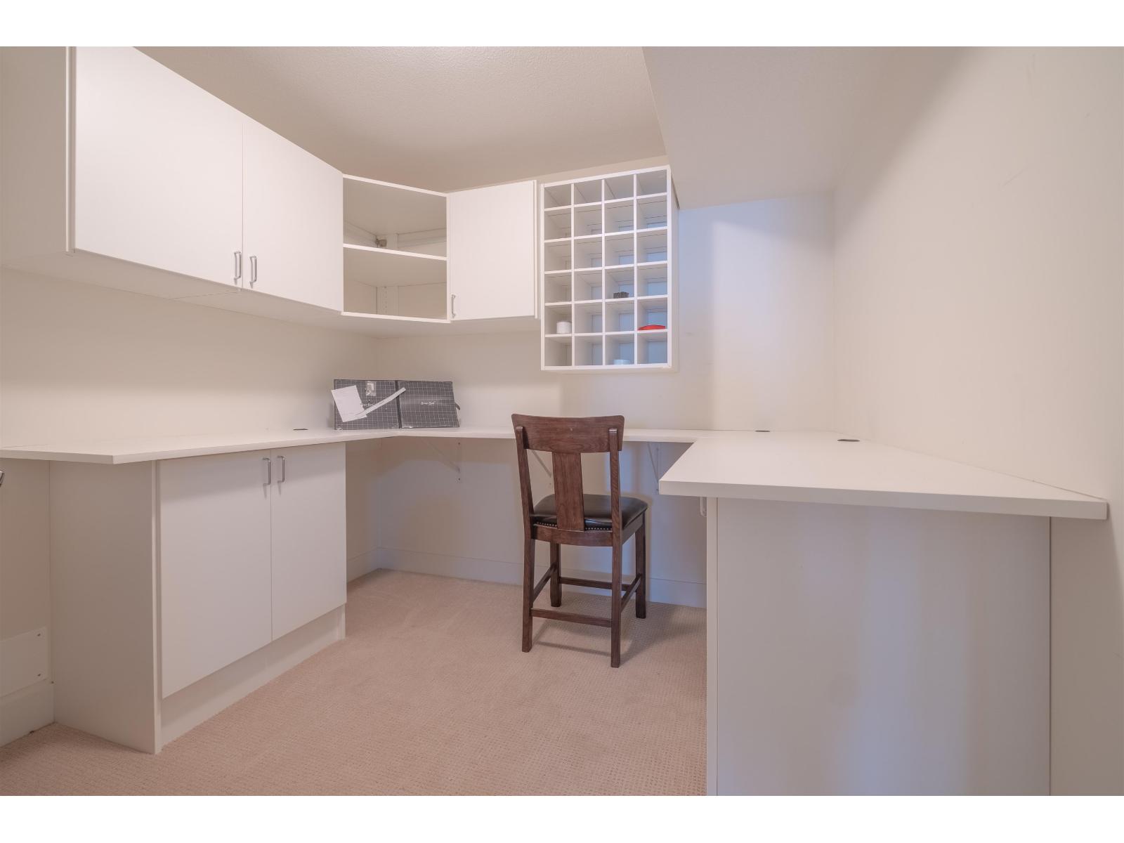 23 15885 26 Avenue Property Photo 33