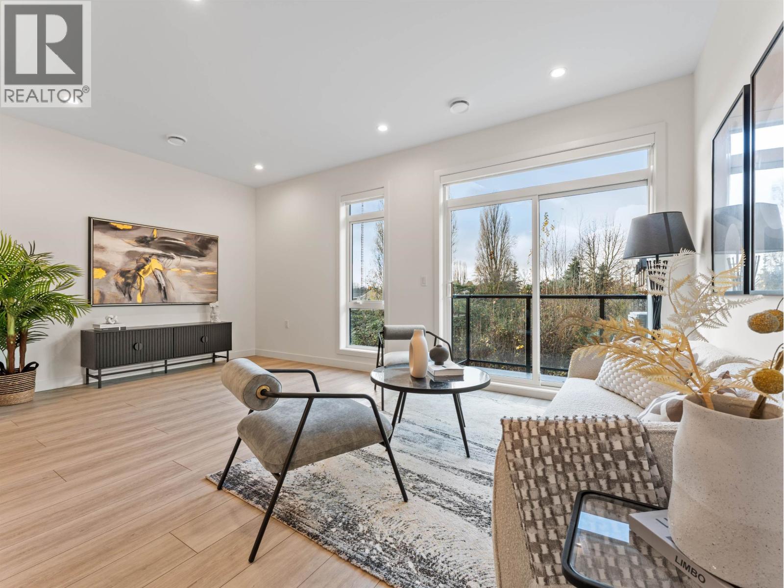 47 4337 Boundary Road Property Photo 1