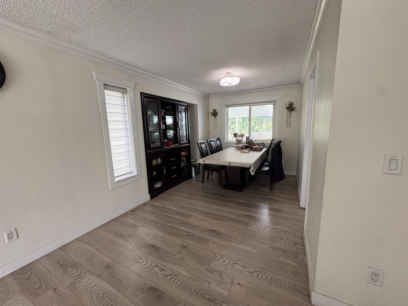 8063 138a Street Property Photo 7