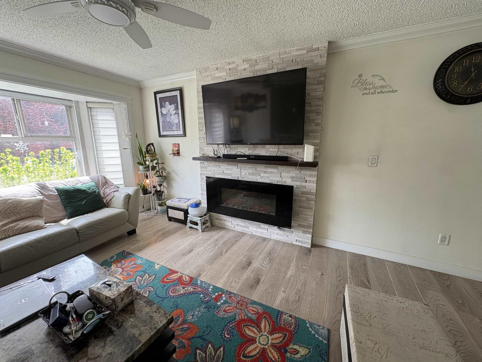 8063 138a Street Property Photo 8