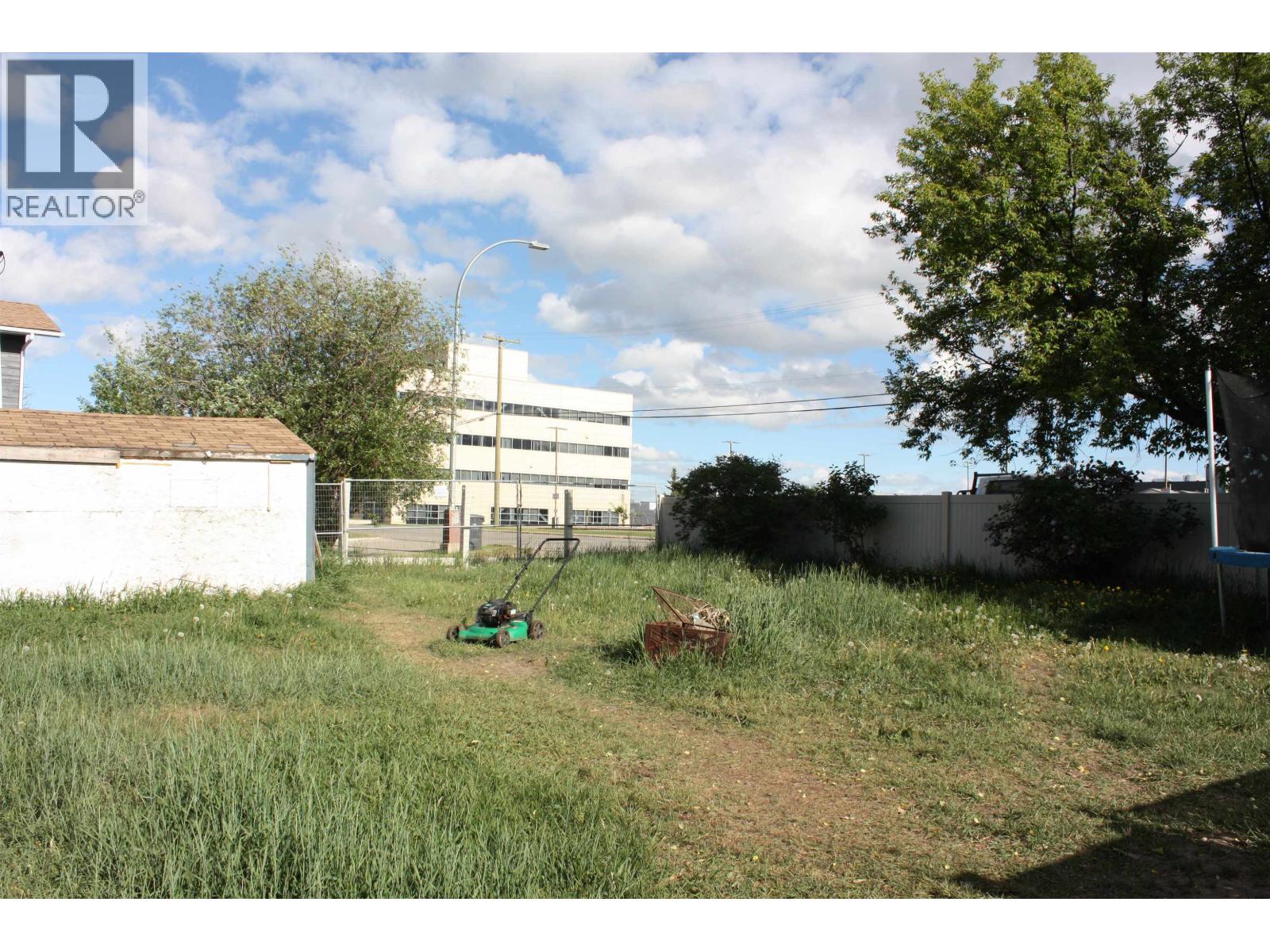 10116 110 Avenue Property Photo 30