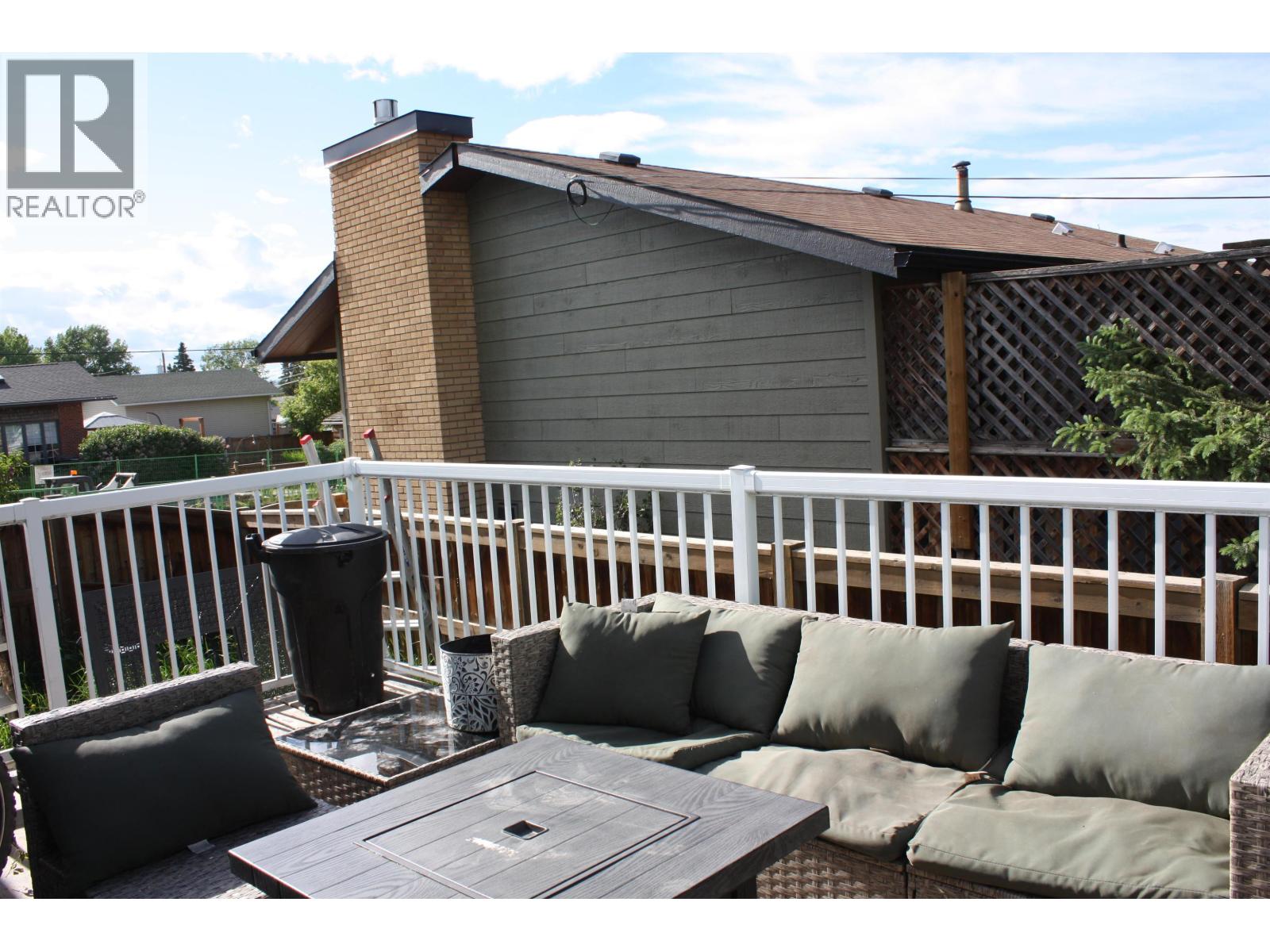 10116 110 Avenue Property Photo 32