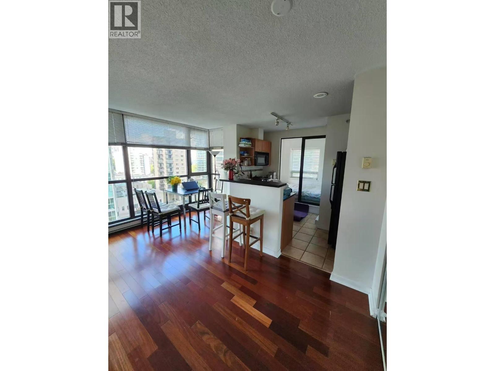 1208 1331 Alberni Street Property Photo 5