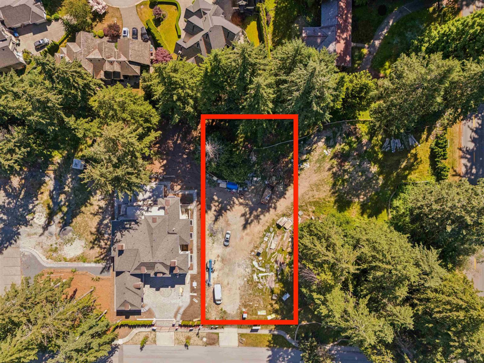 2810 138 Street Property Photo 4