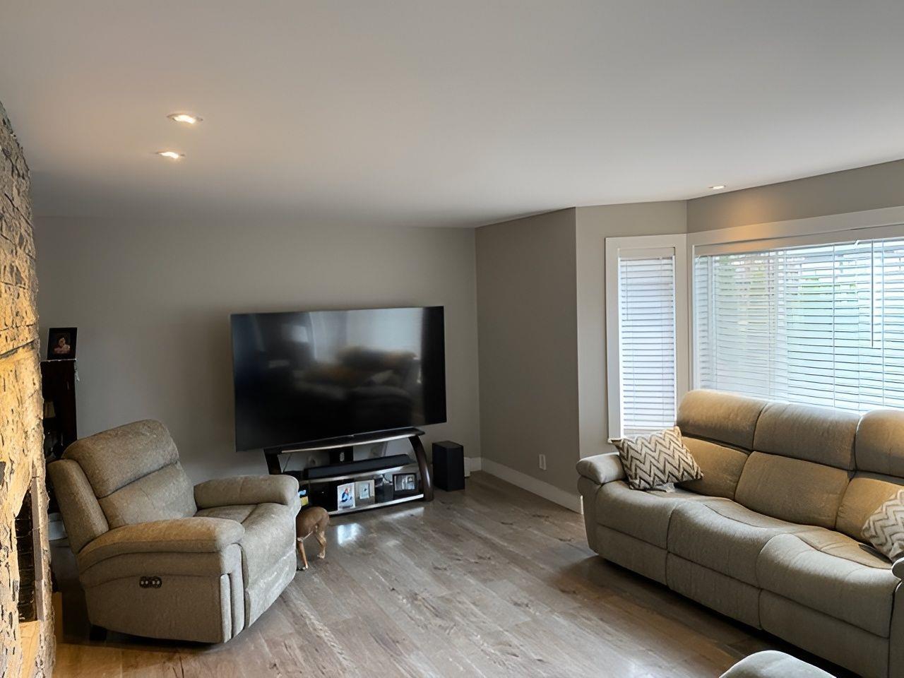 26891 32a Avenue Property Photo 15
