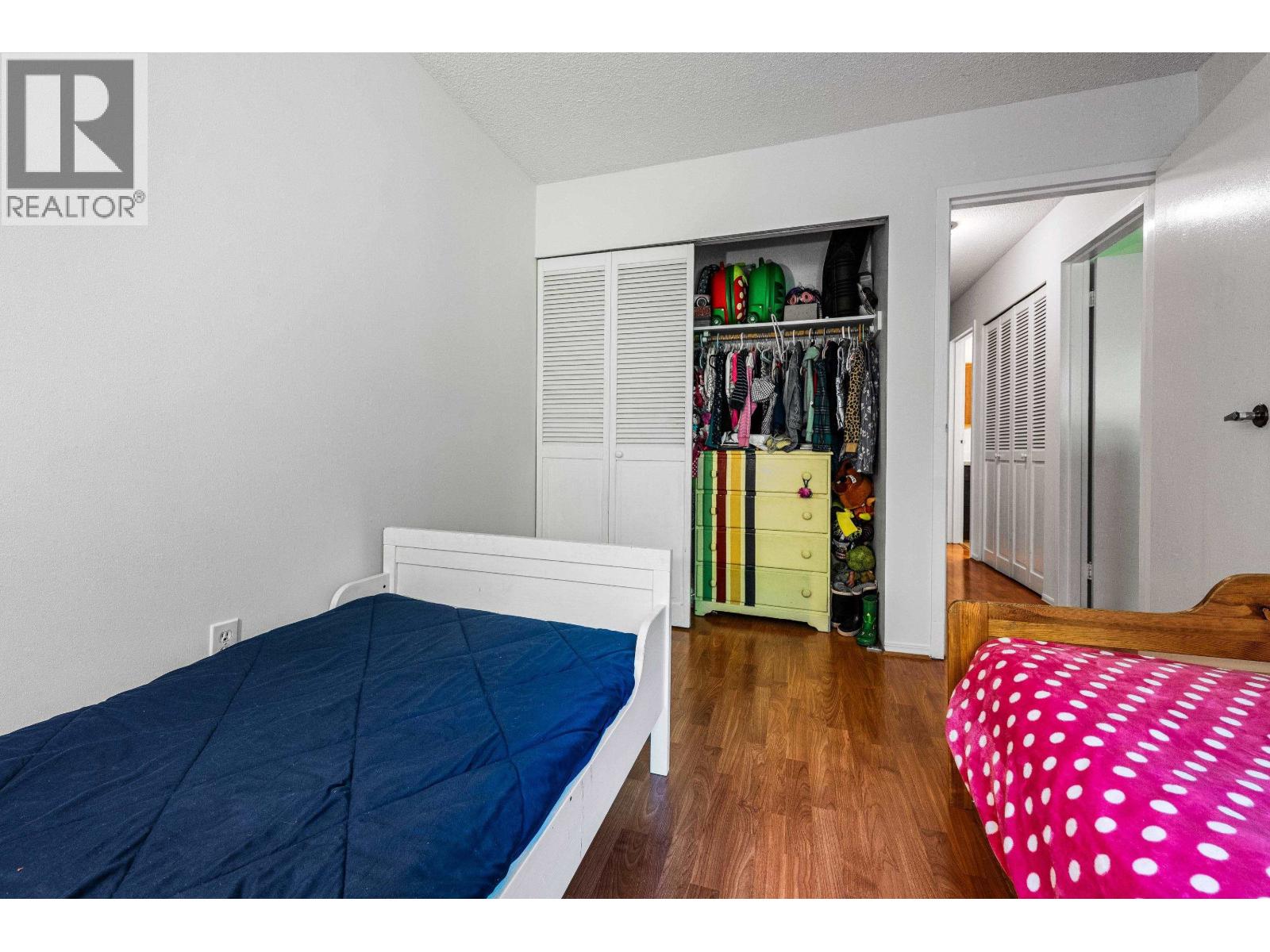 402 5340 Hastings Street Property Photo 21