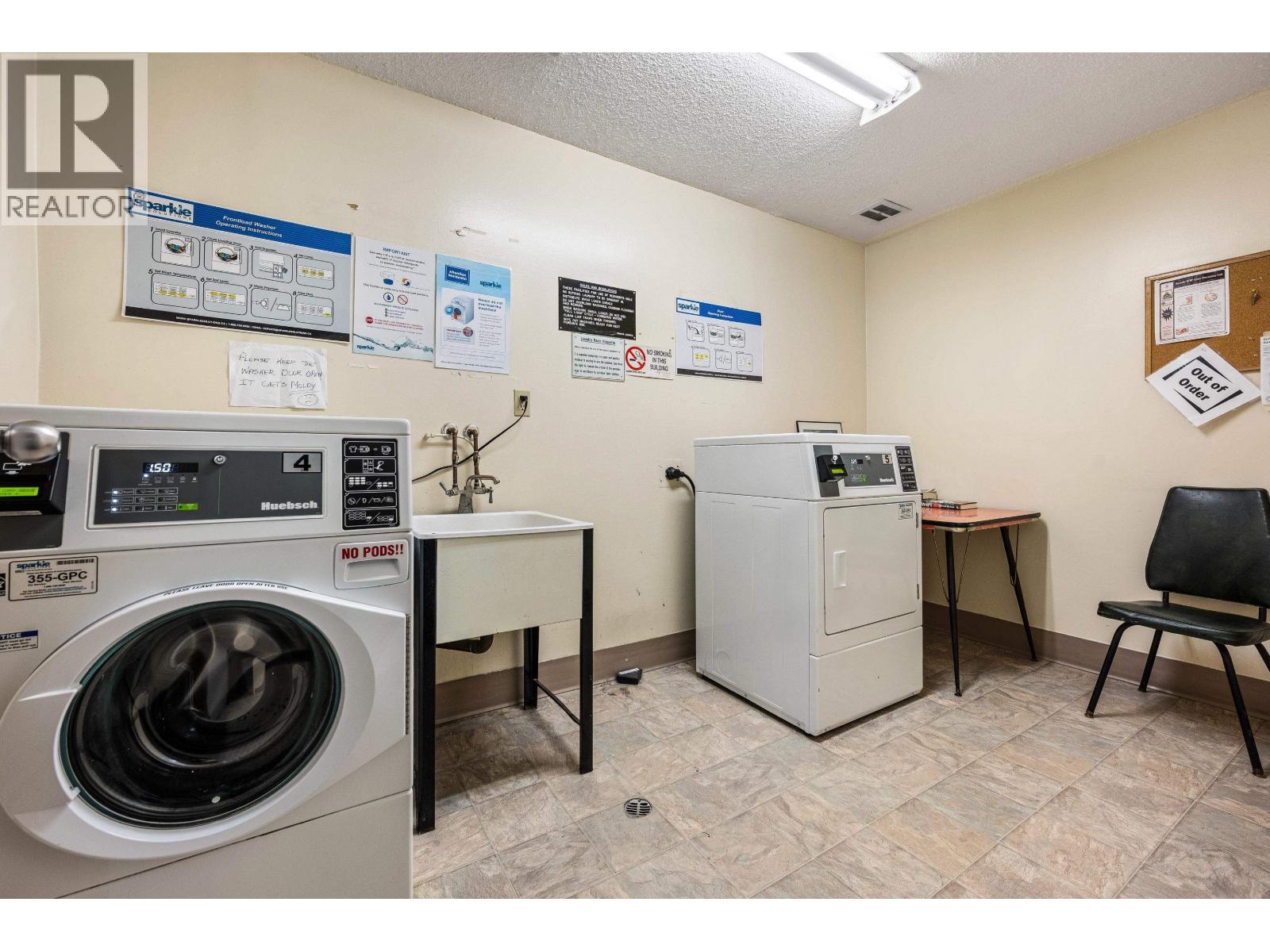 402 5340 Hastings Street Property Photo 22