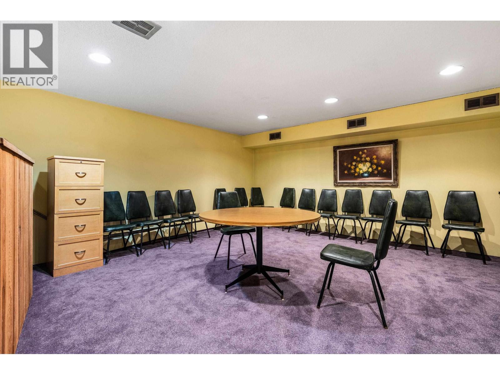 402 5340 Hastings Street Property Photo 26