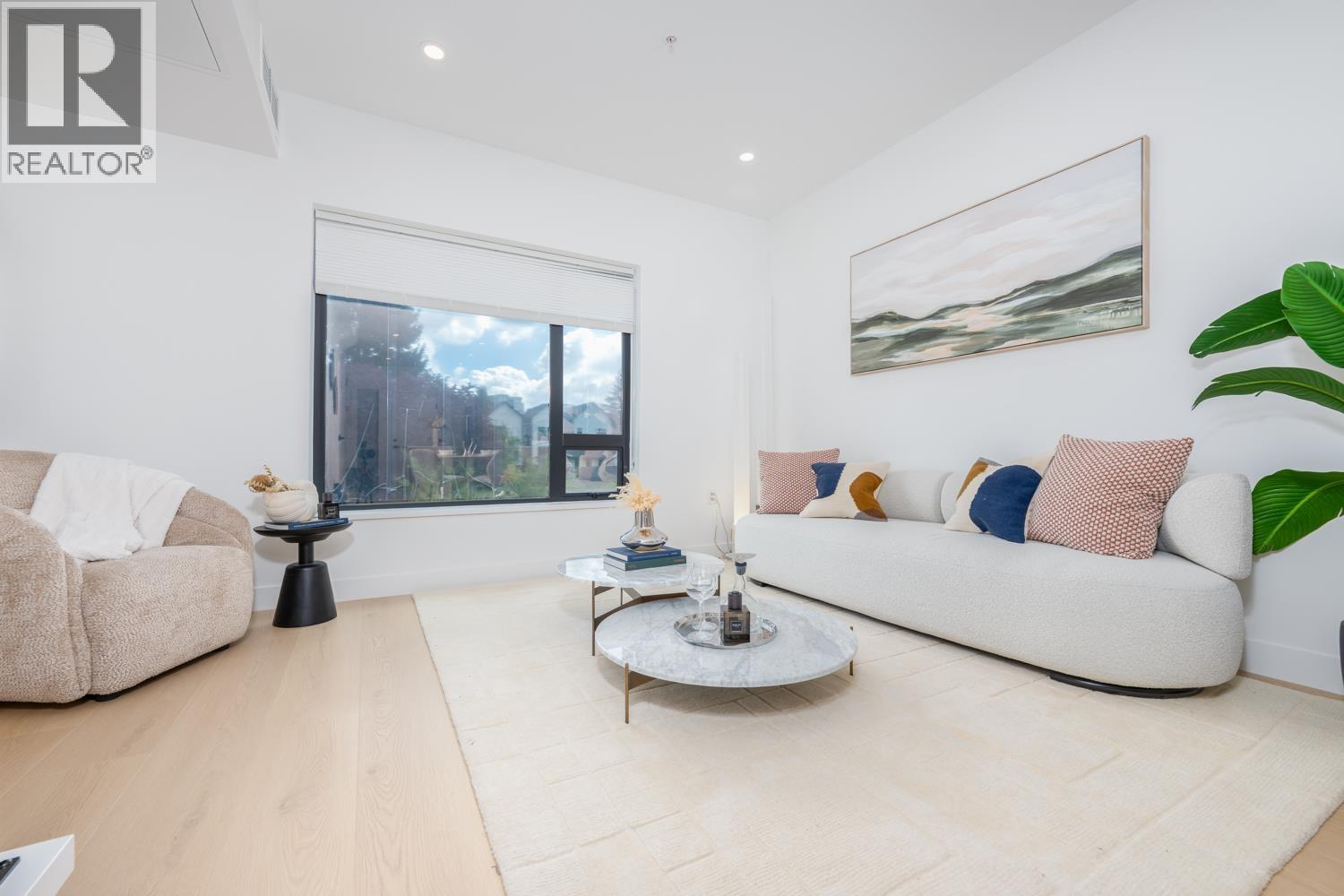 20 8899 Spires Road Property Photo 1