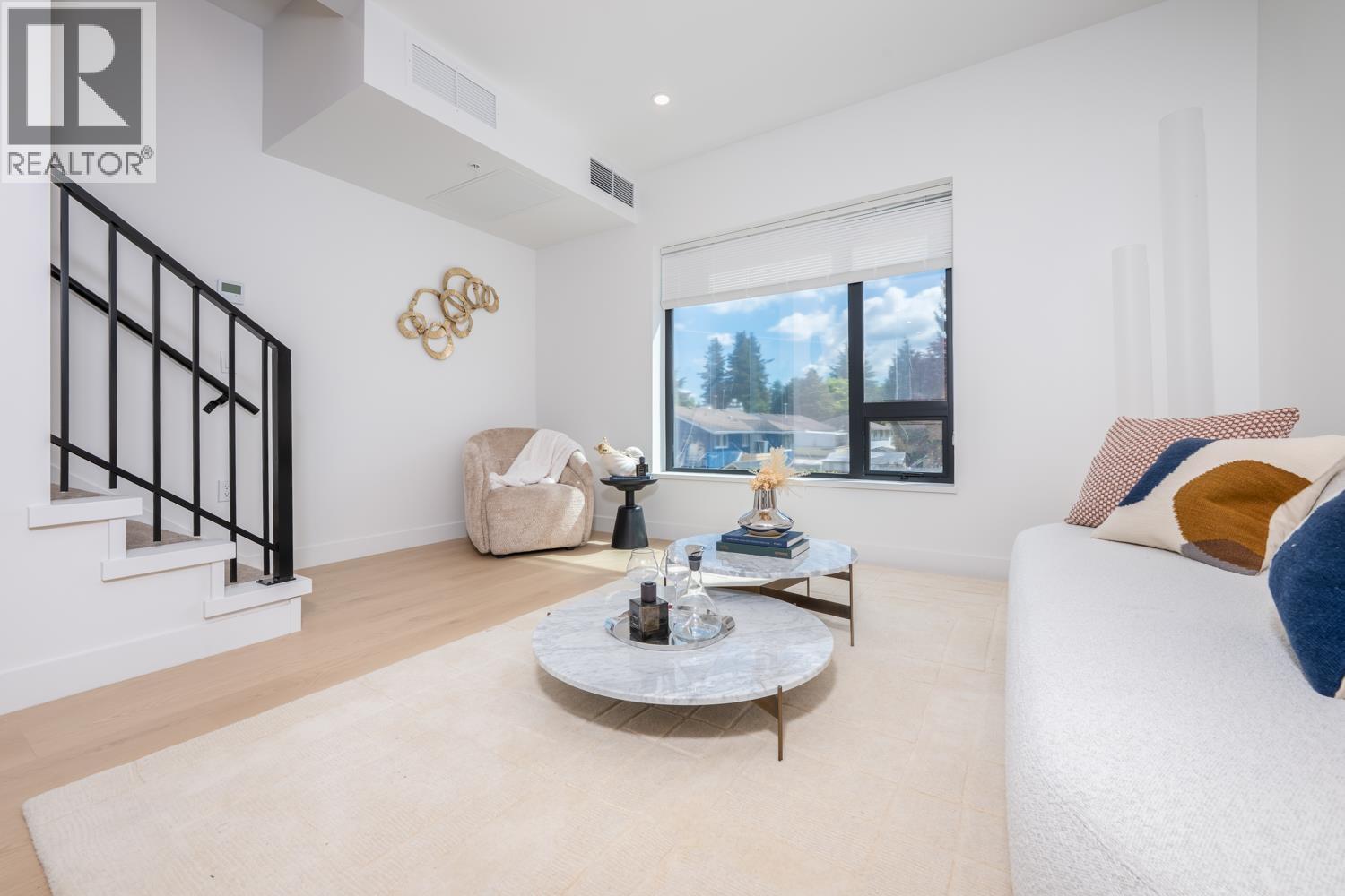 20 8899 Spires Road Property Photo 6