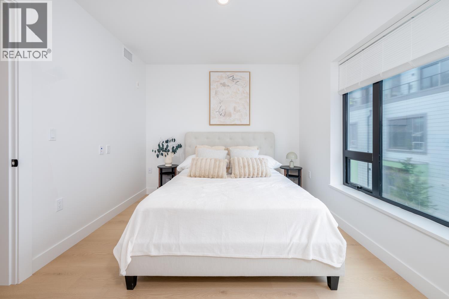 20 8899 Spires Road Property Photo 15