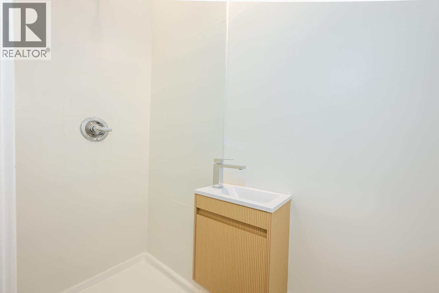 20 8899 Spires Road Property Photo 23