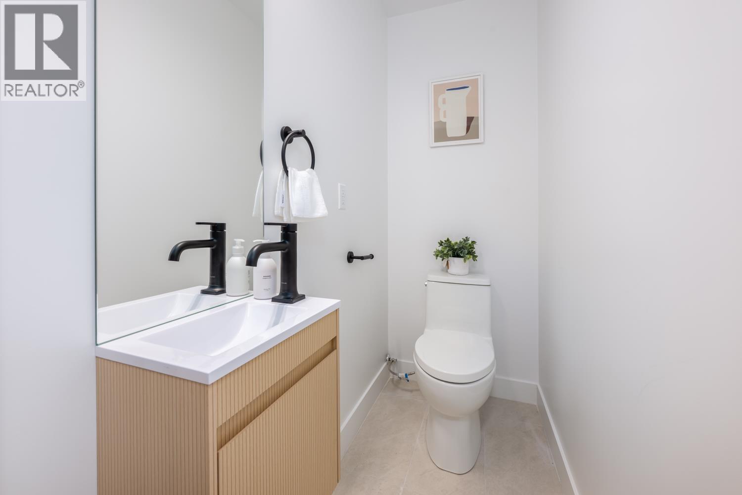20 8899 Spires Road Property Photo 24