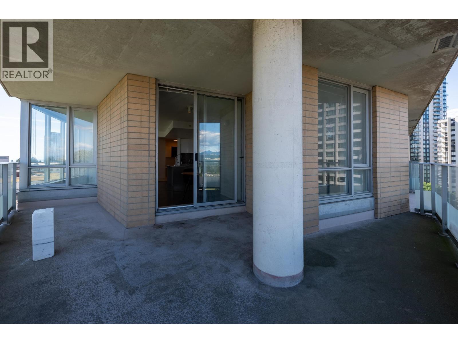 906 4808 Hazel Street Property Photo 17