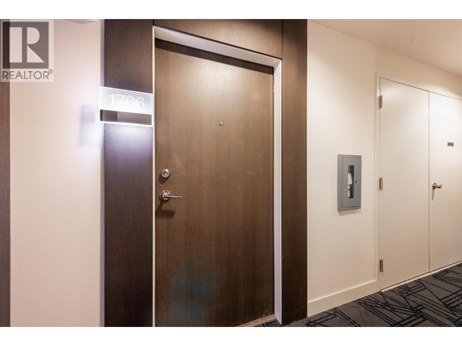 1706 5051 Imperial Street Property Photo 11