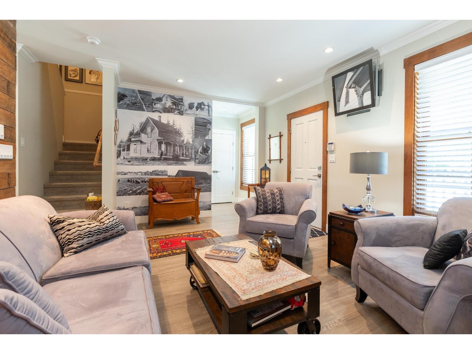 1 16488 64 Avenue Property Photo 18