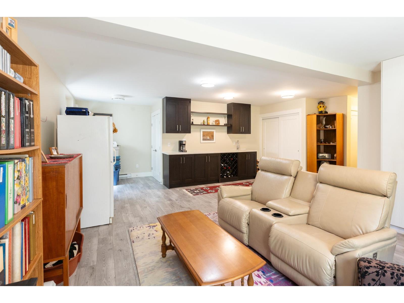 1 16488 64 Avenue Property Photo 29