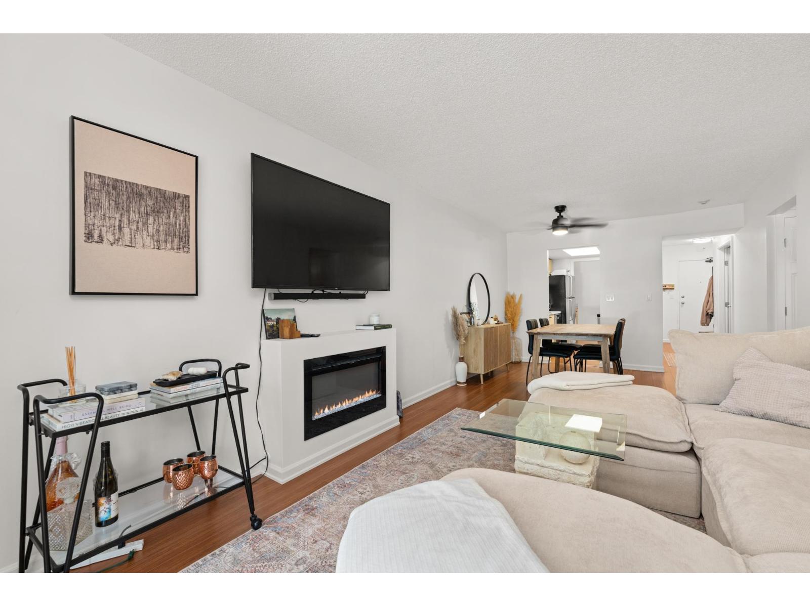 111 1341 George Street Property Photo 6