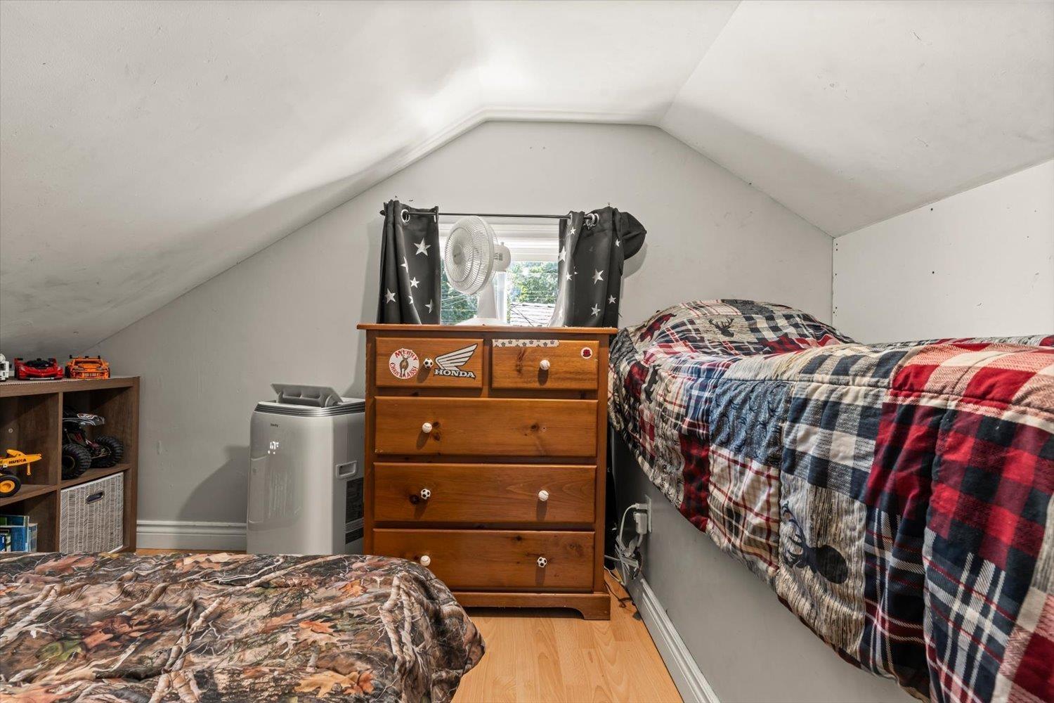 325 Hudson Bay Street Property Photo 13