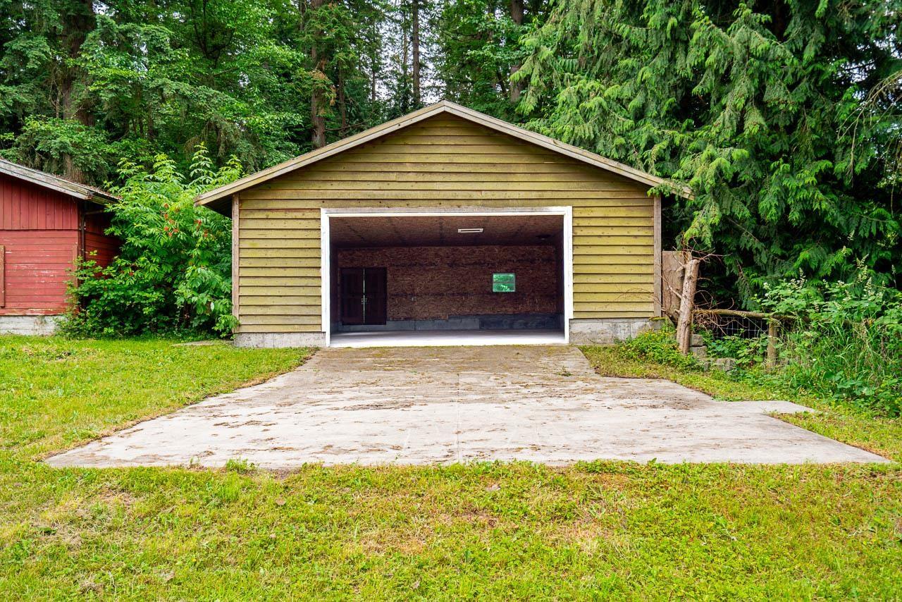 18495 0 Avenue Property Photo 23