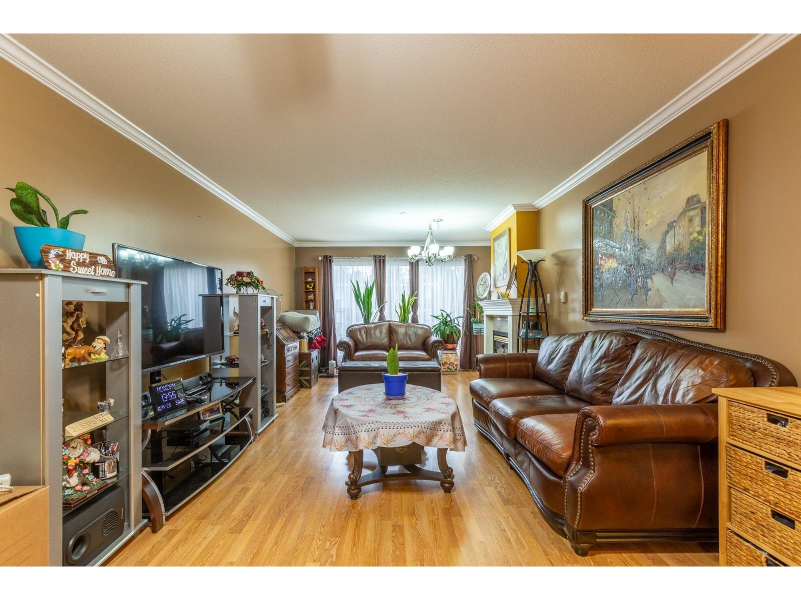 302 33280 E Bourquin Crescent Property Photo 15