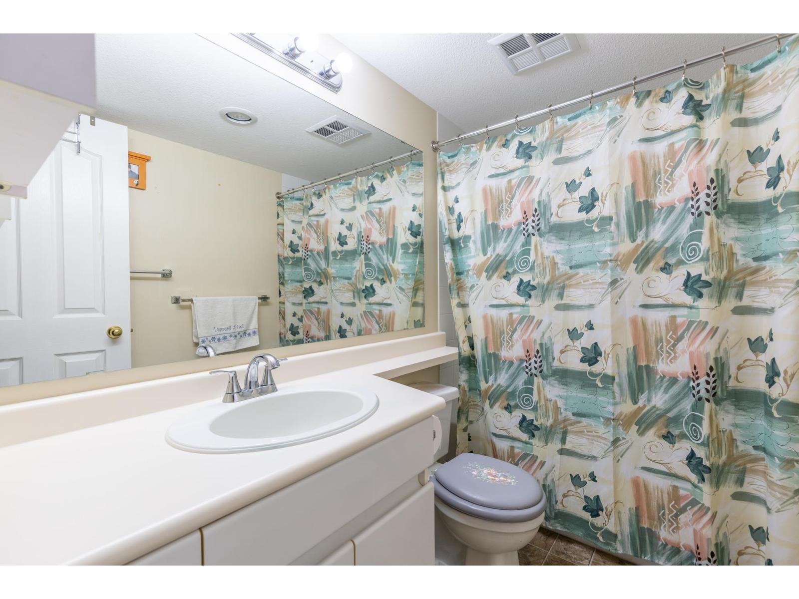 302 33280 E Bourquin Crescent Property Photo 23