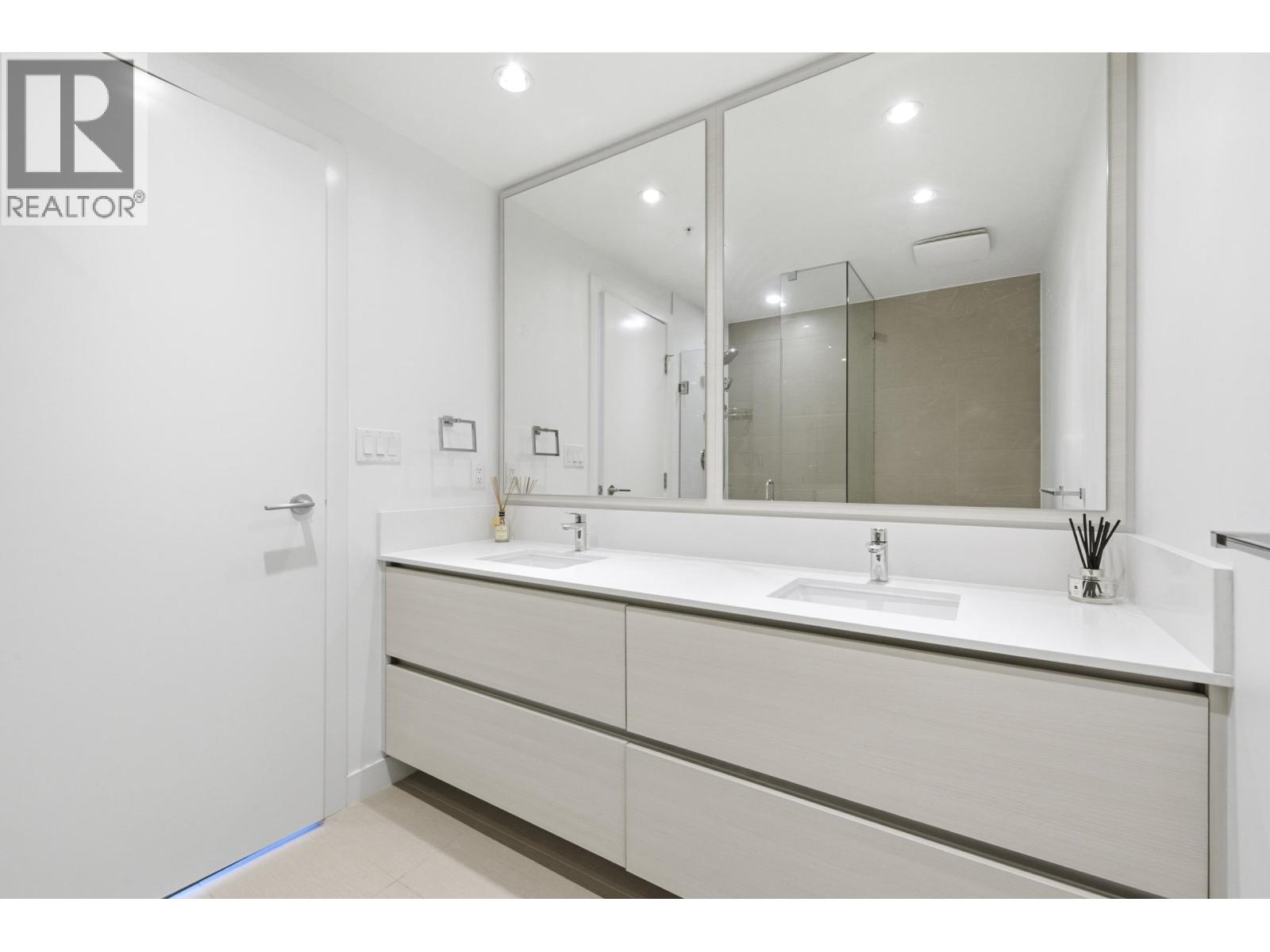 2506 4670 Assembly Way Property Photo 13