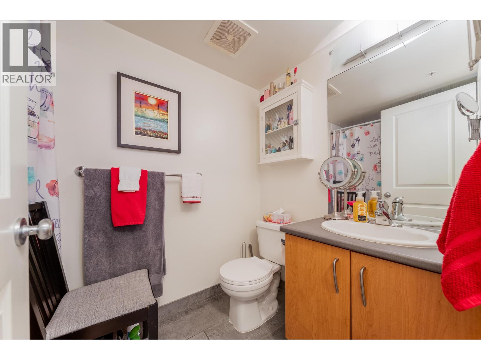 304 1295 Richards Street Property Photo 11