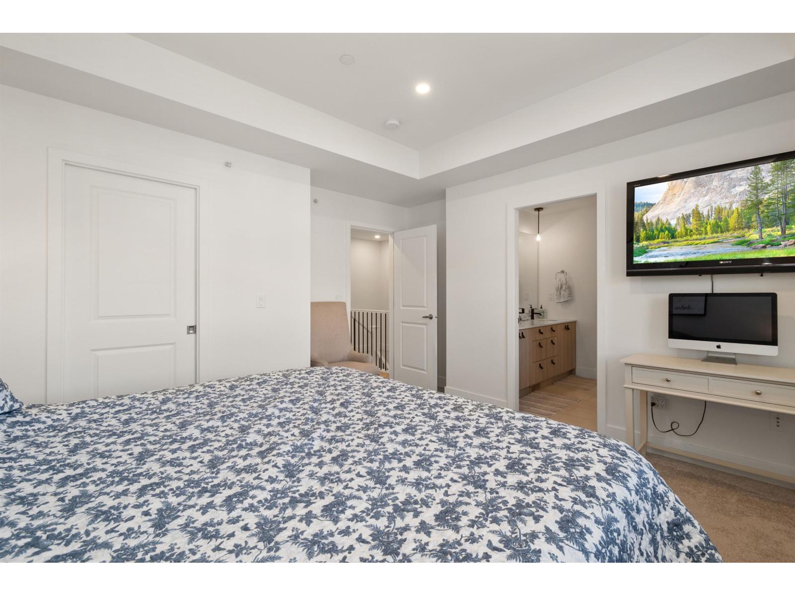 46211 Promontory Road #131 Property Photo 18