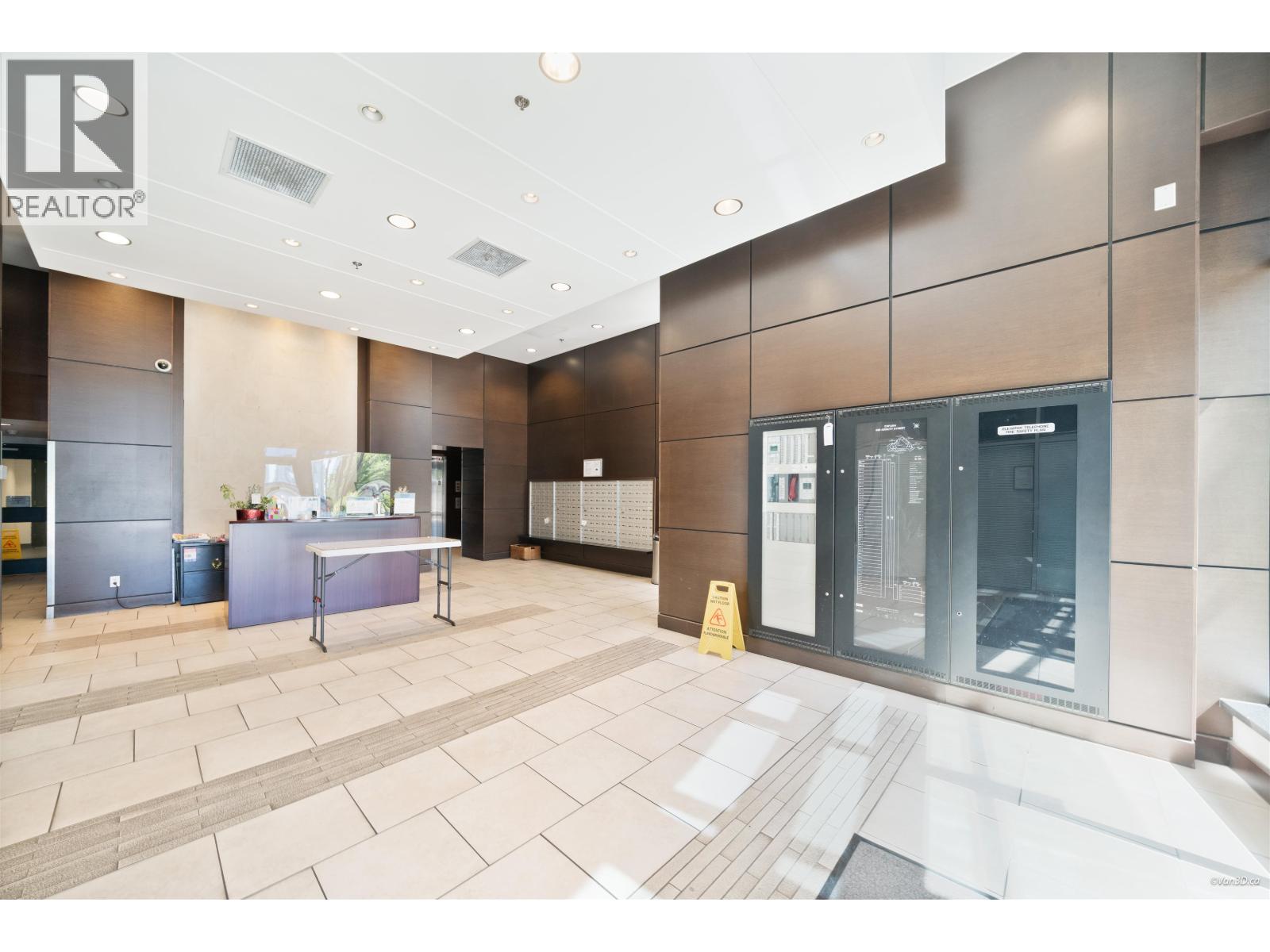 1707 689 Abbott Street Property Photo 20