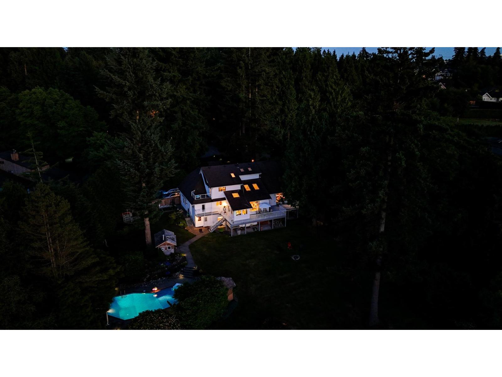 16233 30b Avenue Property Photo 3