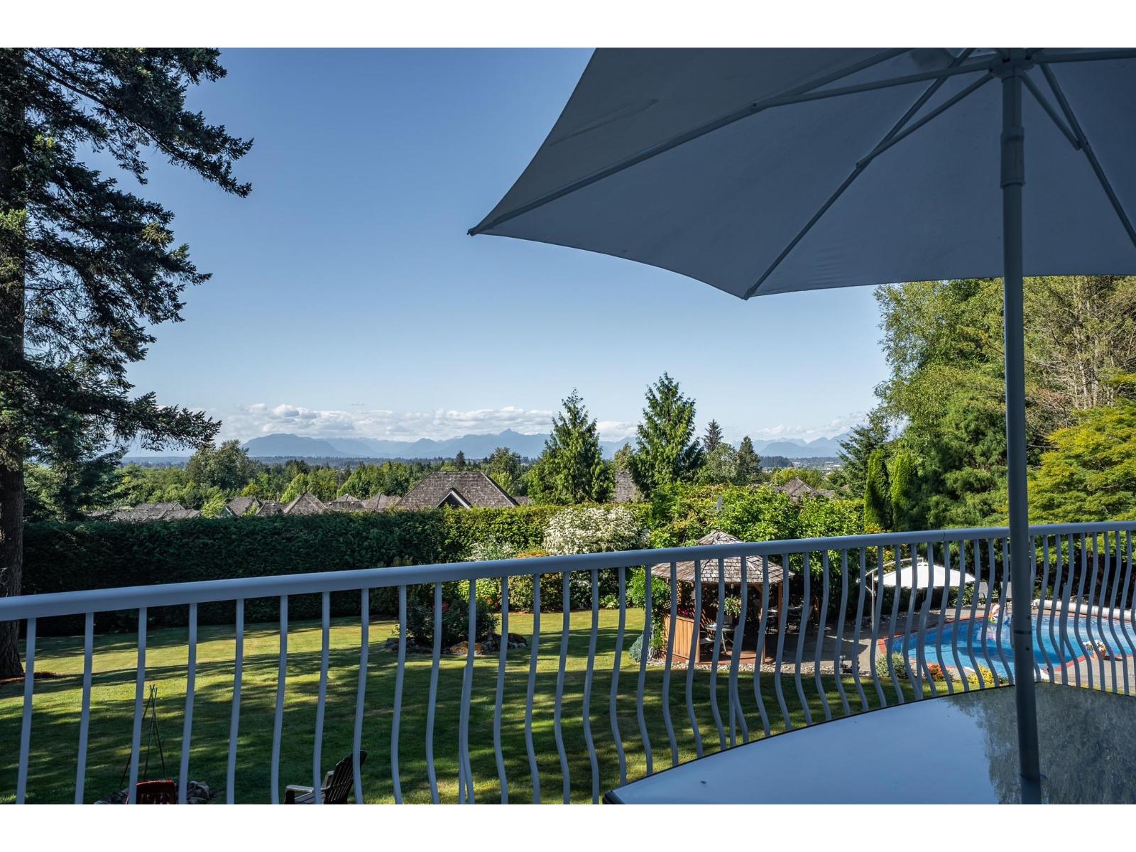 16233 30b Avenue Property Photo 17