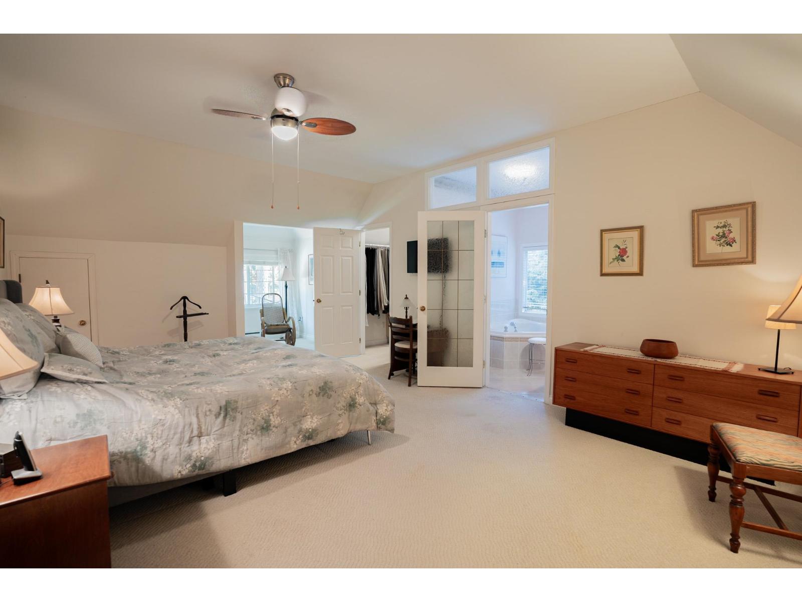 16233 30b Avenue Property Photo 19