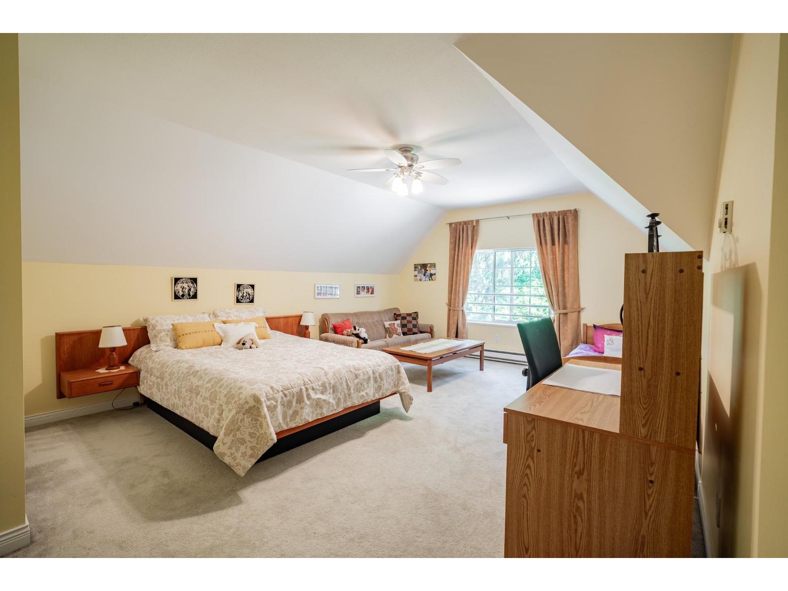 16233 30b Avenue Property Photo 26