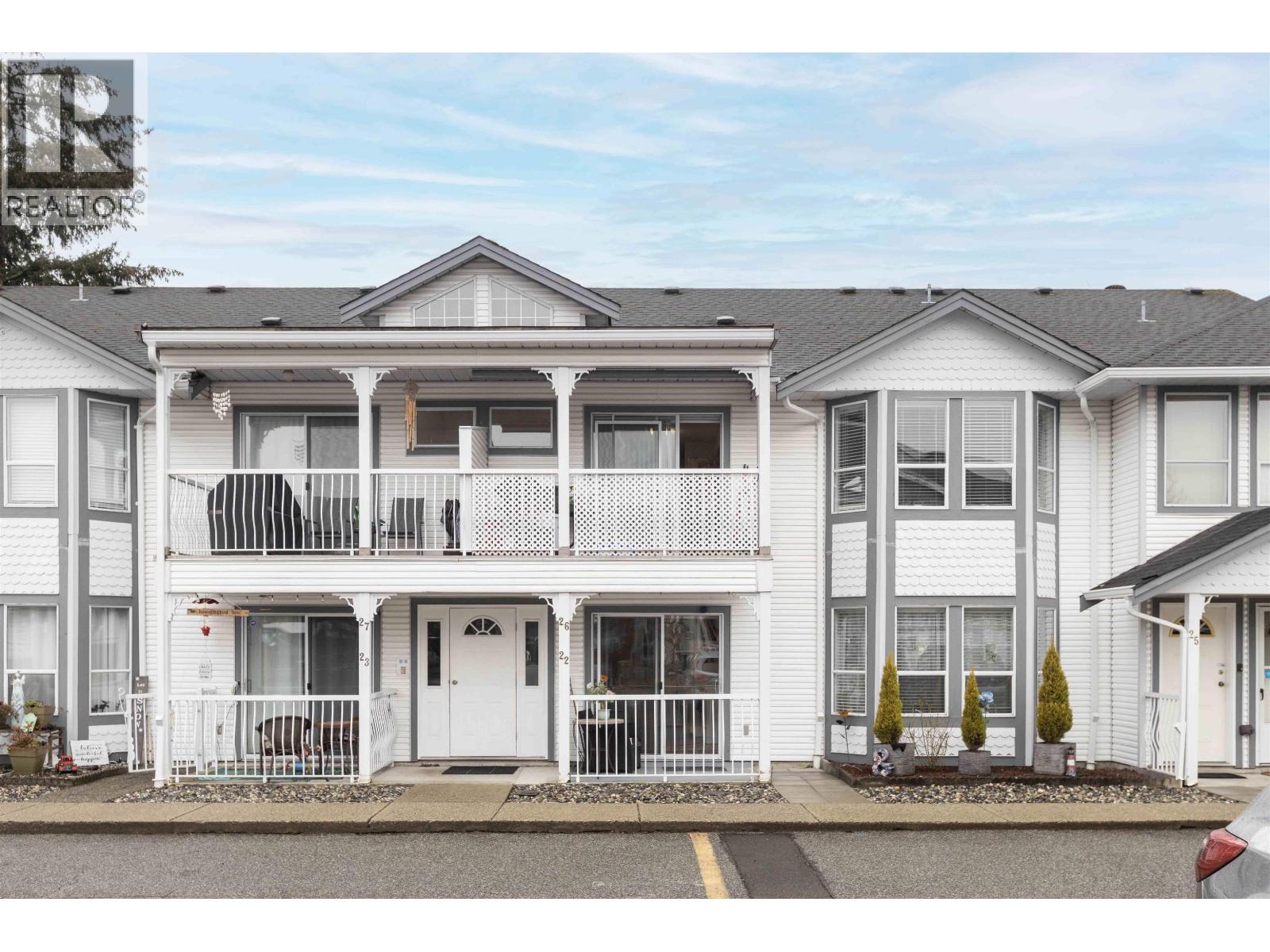 26 20554 118 Avenue Property Photo 1