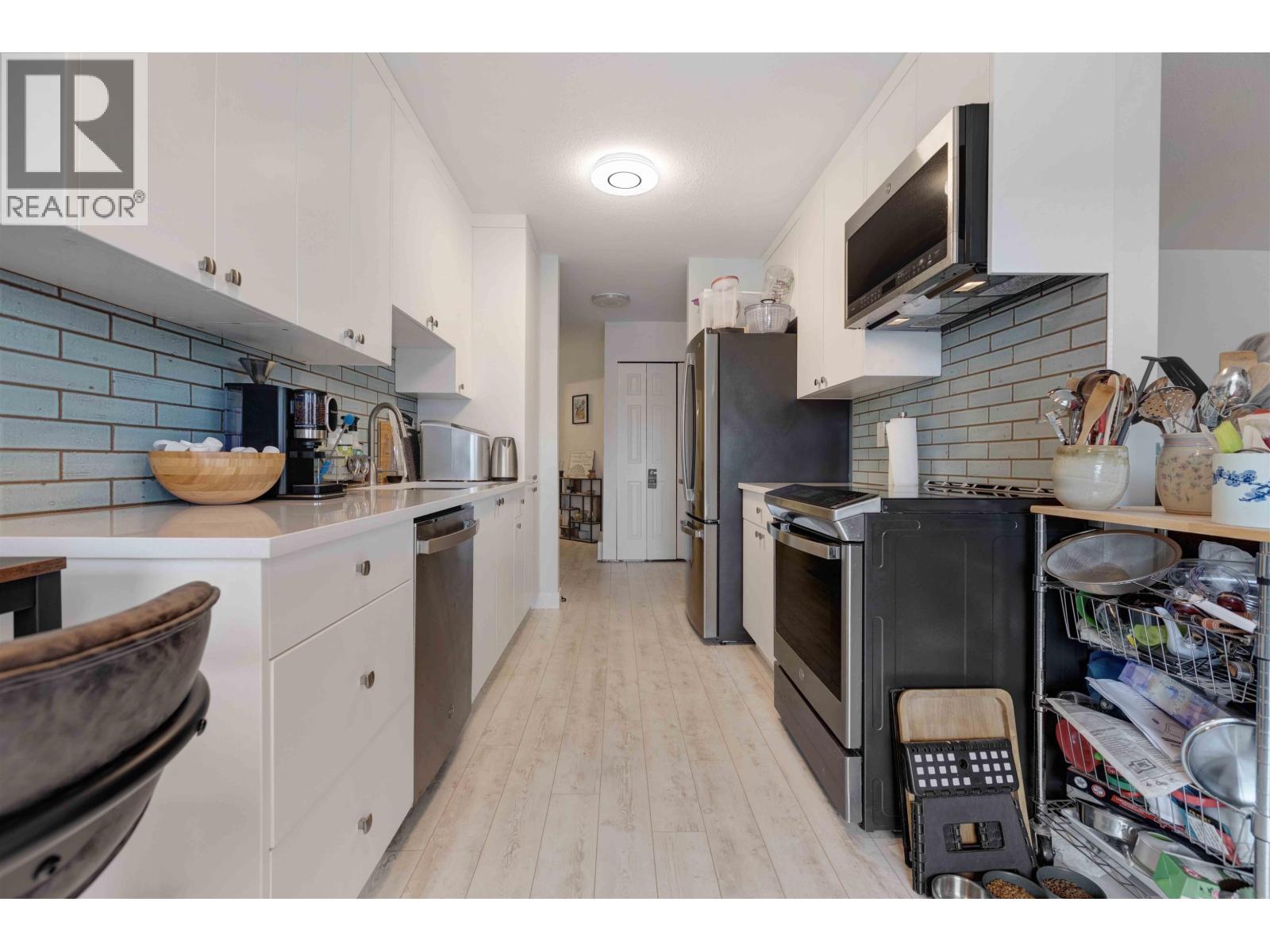 26 20554 118 Avenue Property Photo 6