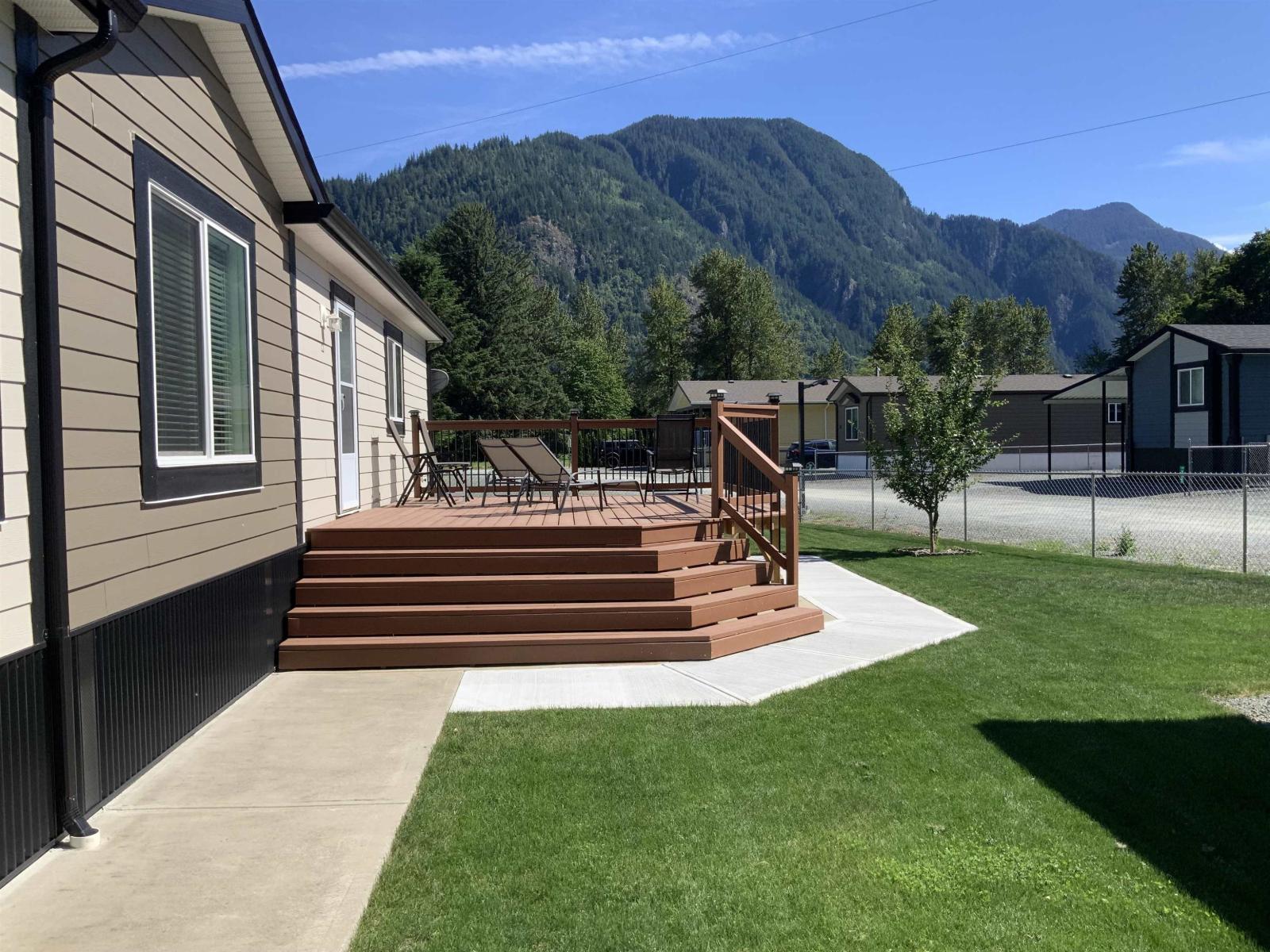 59060 Lougheed Highway #39 Property Photo 23