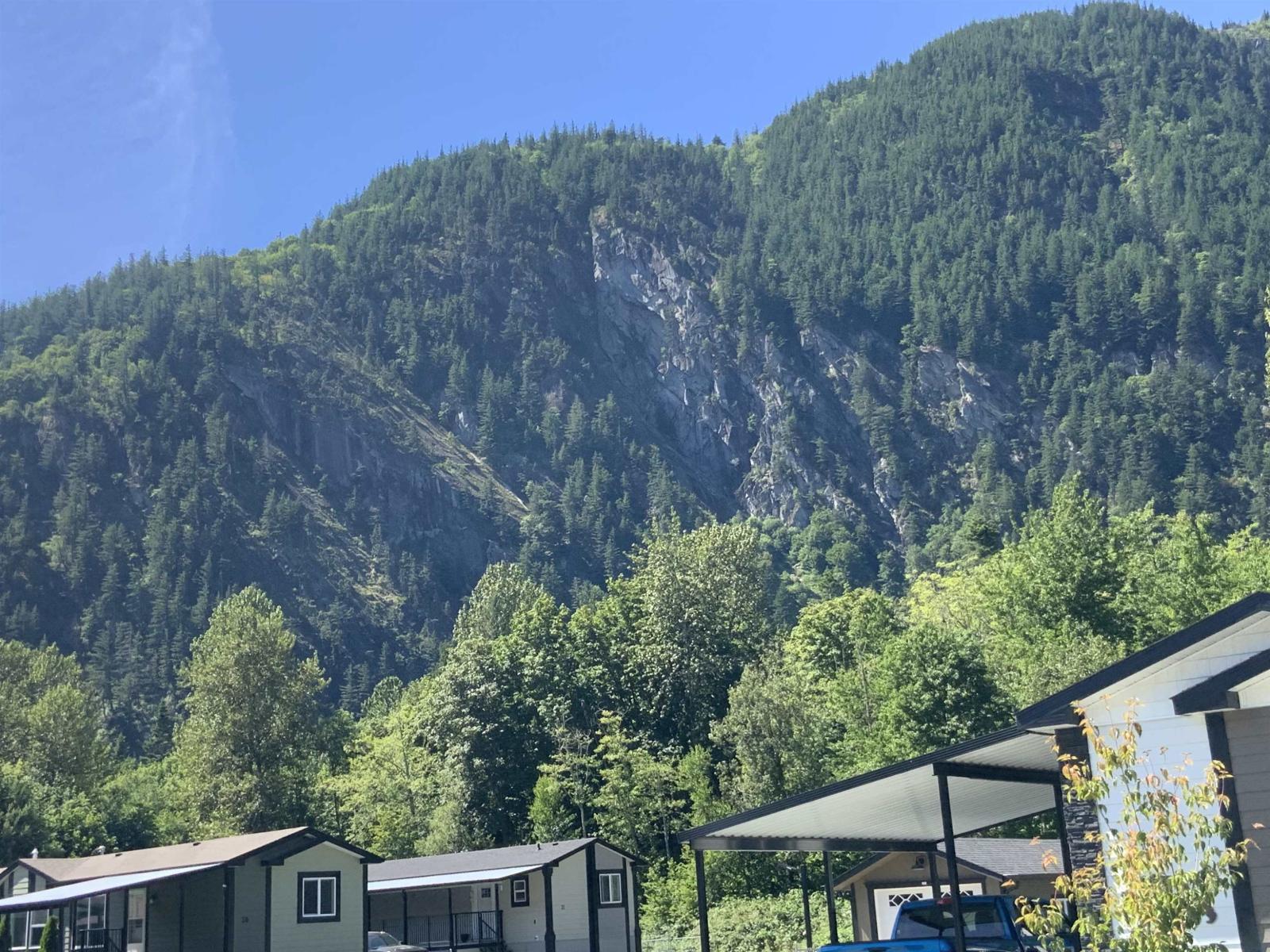 59060 Lougheed Highway #39 Property Photo 32