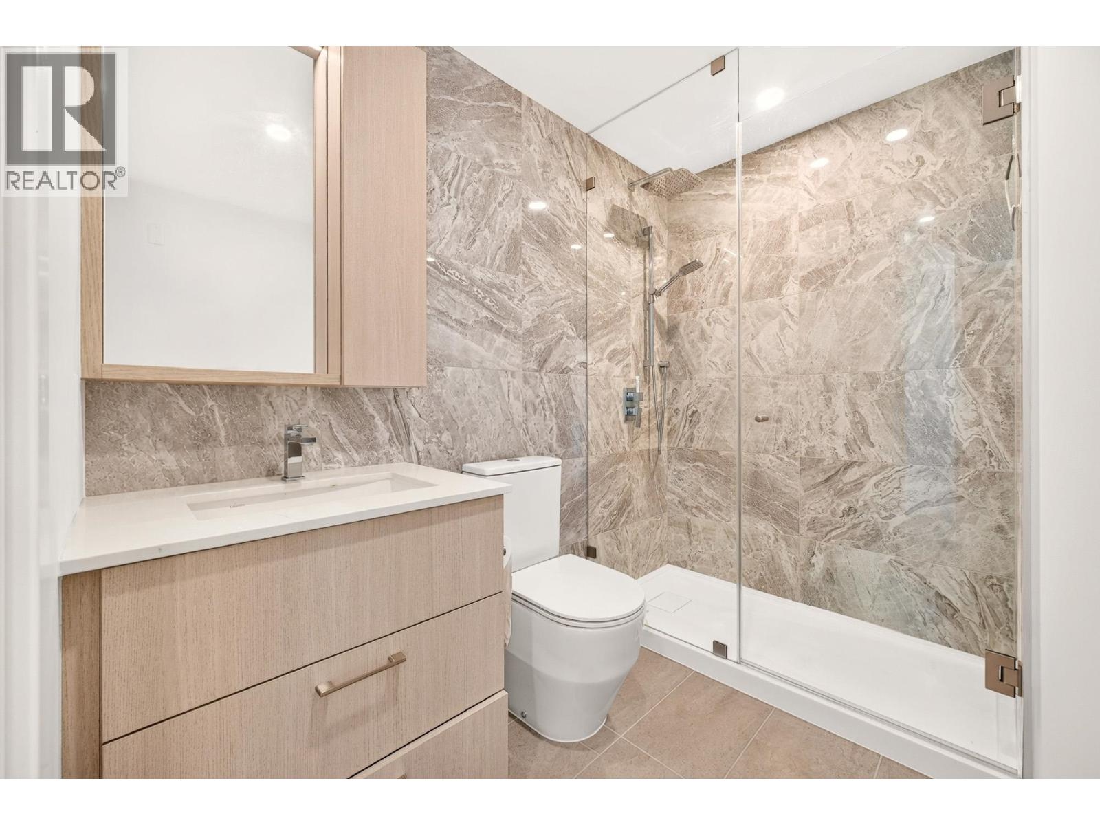 1303 6468 Willingdon Avenue Property Photo 12