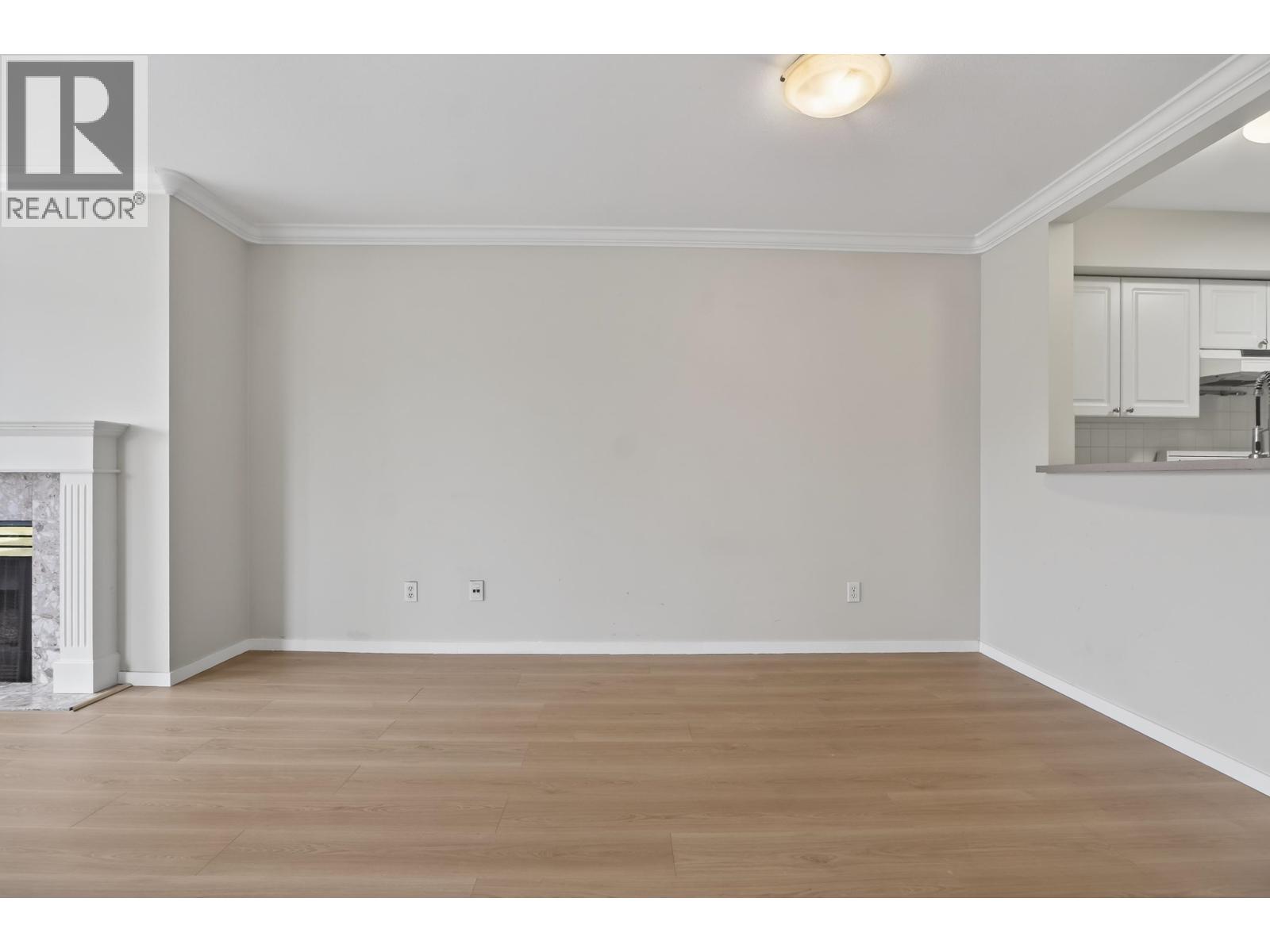 308 2340 Hawthorne Avenue Property Photo 11