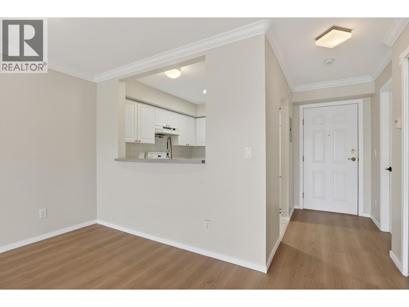 308 2340 Hawthorne Avenue Property Photo 14