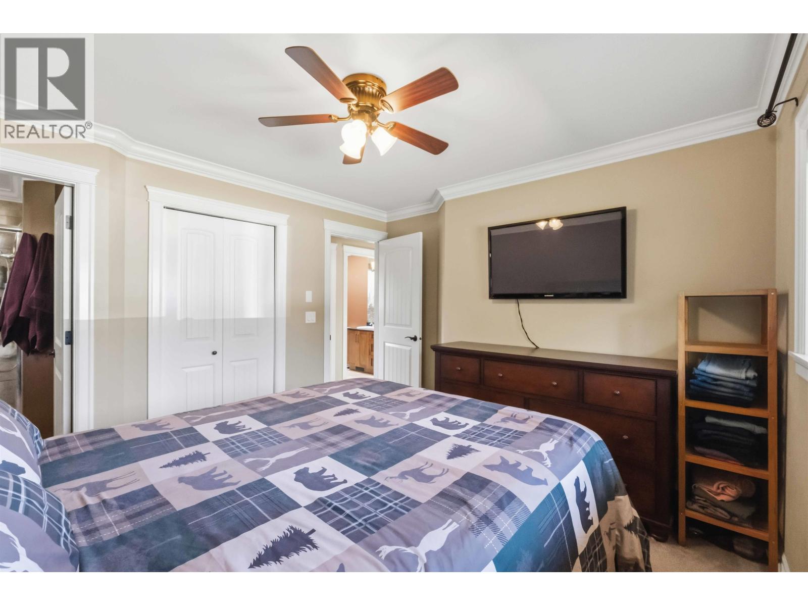 12316 227 Street Property Photo 27