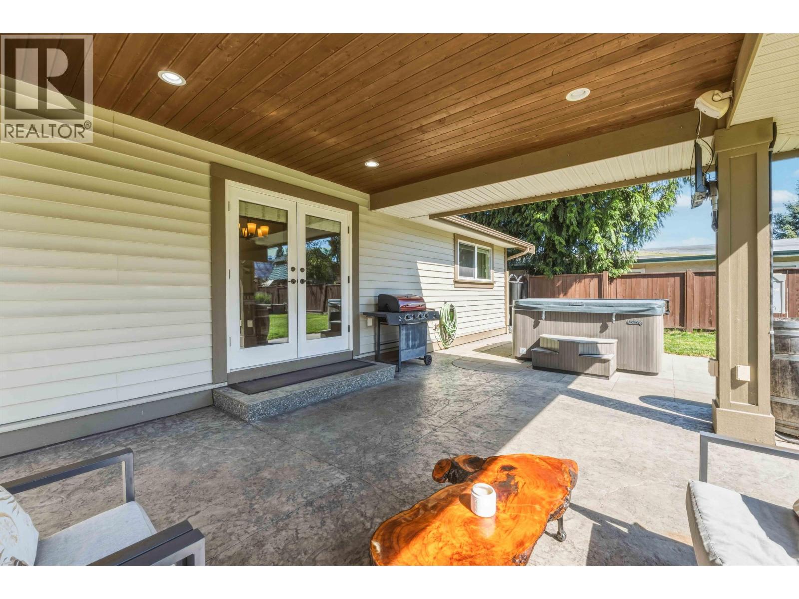 12316 227 Street Property Photo 31