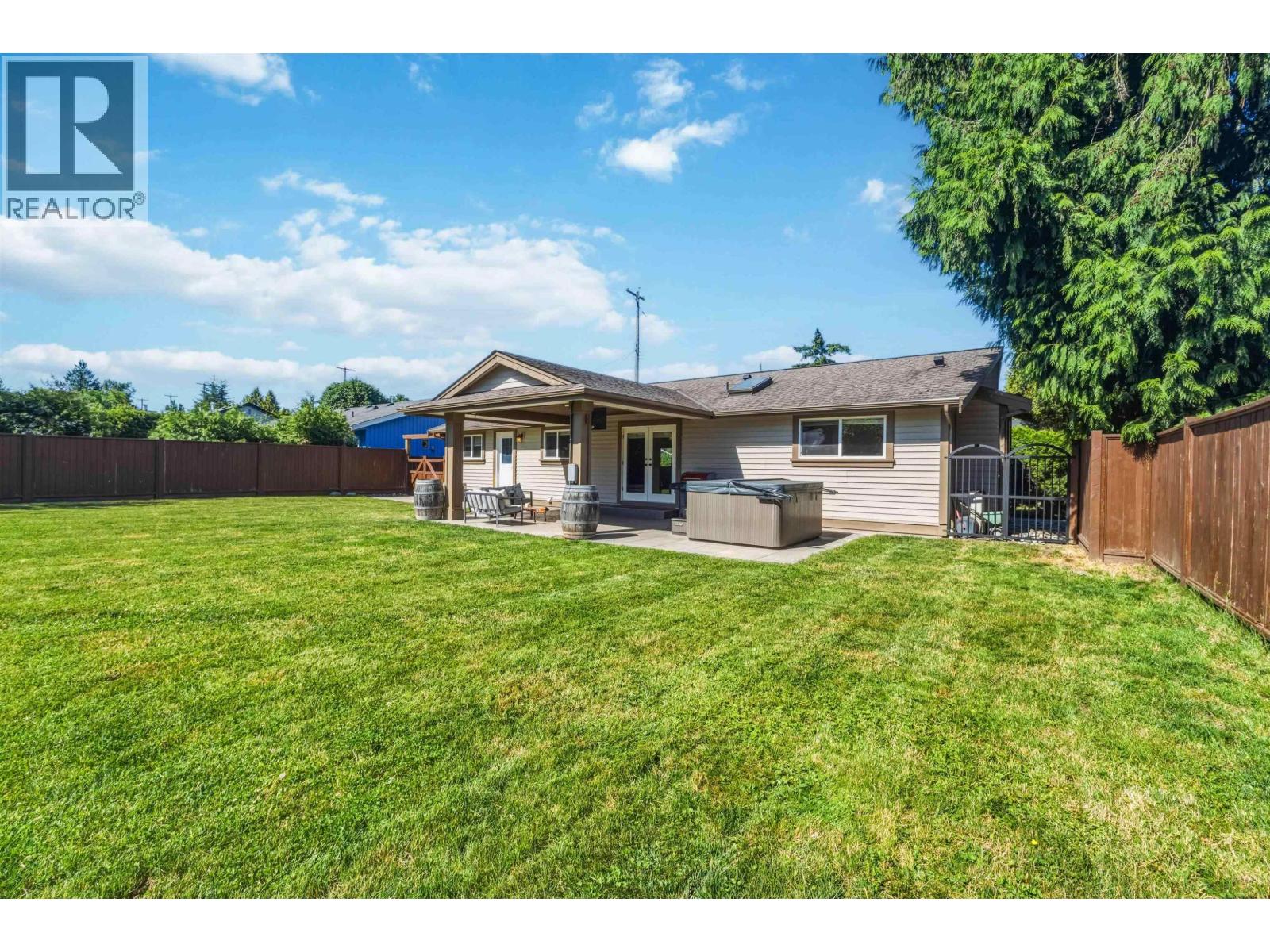 12316 227 Street Property Photo 40